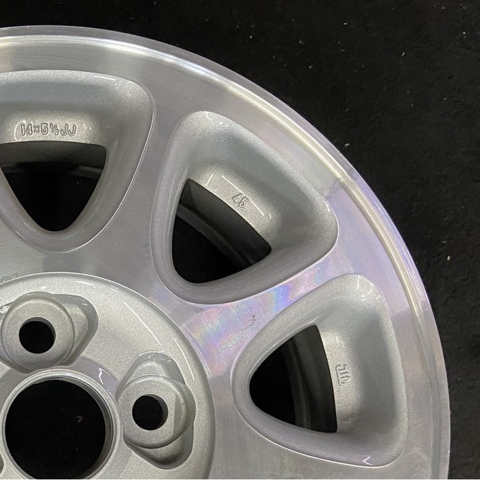 14" PRIZM 93-97 14x5.5, alloy Original OEM Wheel Rim - Close-Up Detail