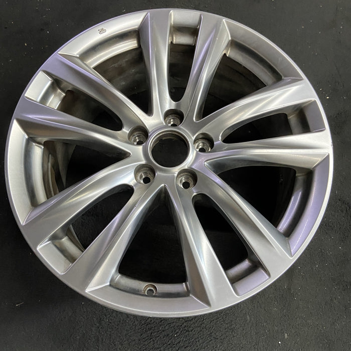 18" INFINITI Q70 15-19 18x8 , , SWB Original OEM Wheel Rim - Side Profile