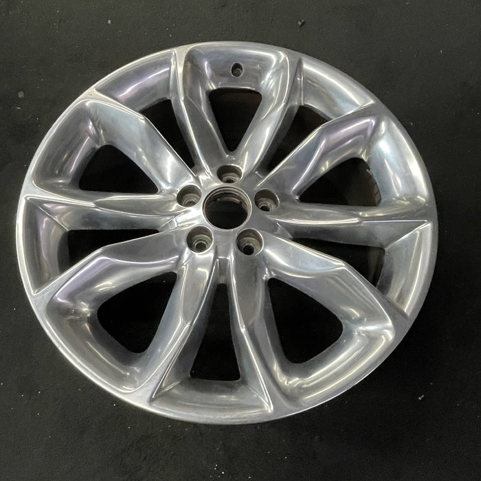 20" EXPLORER 11-14 20x8.5, , 10 spoke, Original OEM Wheel Rim - Close-Up Detail