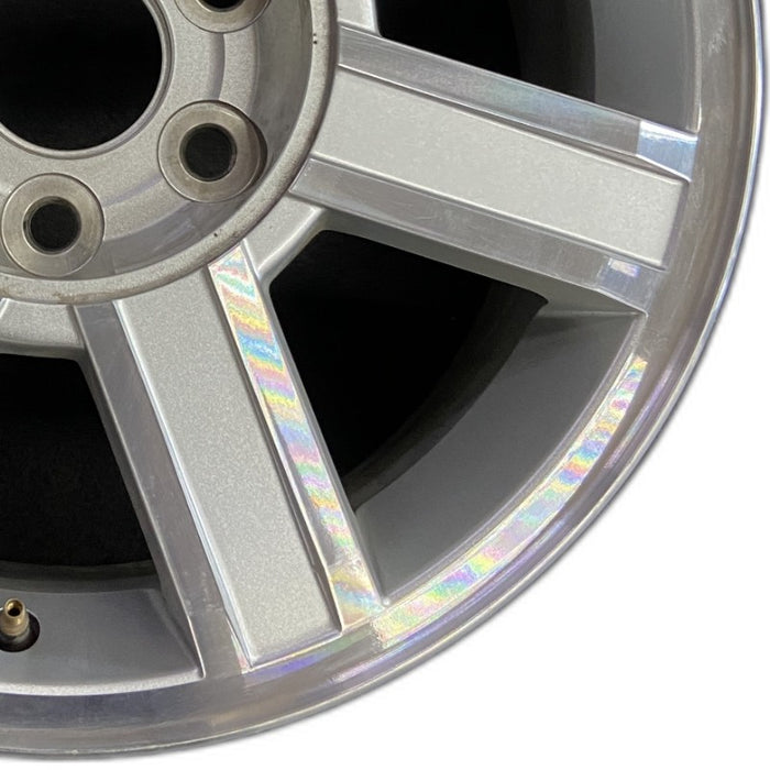 18" ESCALADE 07-09 18x8 7 spoke machined finish opt PW2 Original OEM Wheel Rim - Close-Up Detail