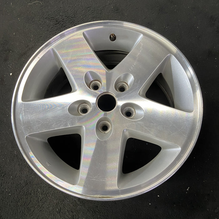 17" WRANGLER 07-08 17x7.5, machined finish Original OEM Wheel Rim - Close-Up Detail