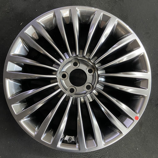 19" K900 19-20 , 19x8.5 Original OEM Wheel Rim - Angle View
