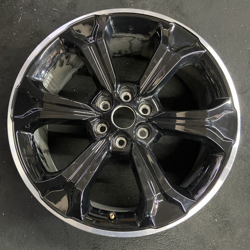 22" EXPEDITION 22-24 22x9.5, 6 spoke, black Original OEM Wheel Rim - Angle View