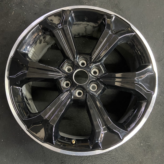 22" EXPEDITION 22-24 22x9.5, 6 spoke, black Original OEM Wheel Rim - Angle View