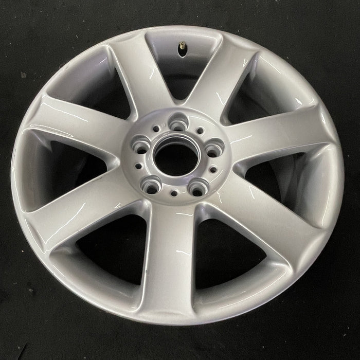 17" BMW 320i 01-05 , 17x8 , 7 spoke, exposed lug nuts, flat spoke Original OEM - Close-Up Detail