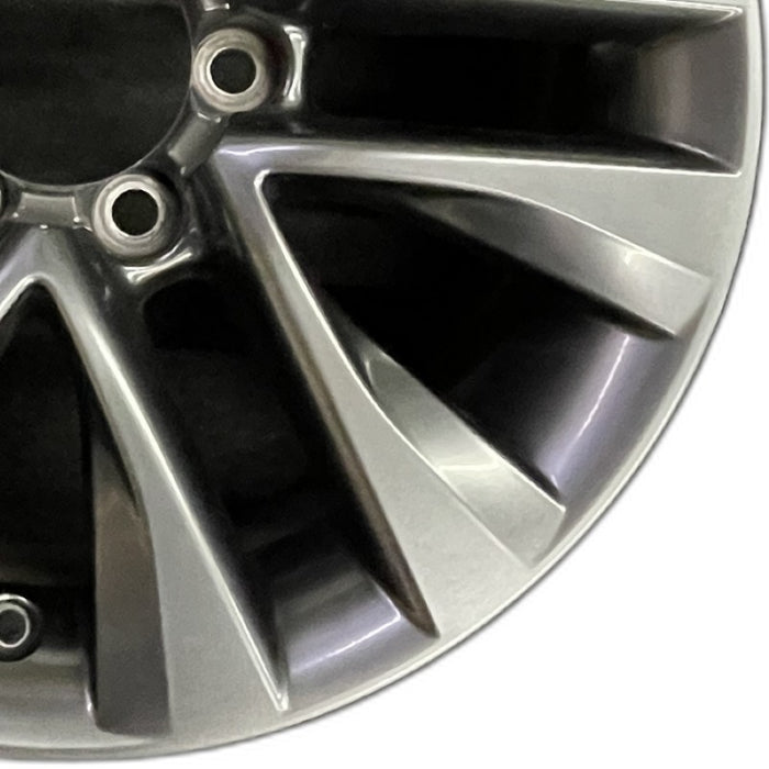 18" LEXUS GX460 17 18x7.5 alloy 6 spoke split spoke V spoke gunmetal Original - Close-Up Detail