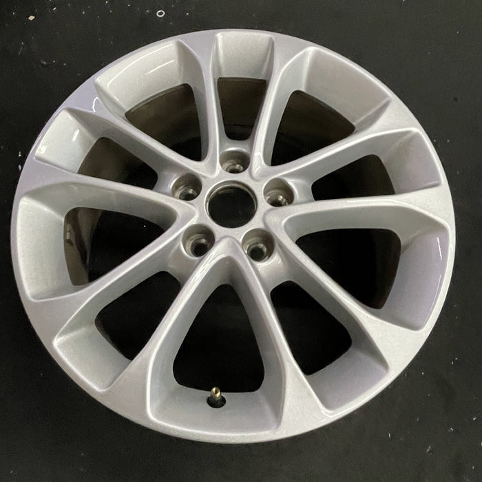 17" FUSION 19 17x7.5, aluminum, 10 spoke , w/flared spoke ends, Original OEM - Side Profile