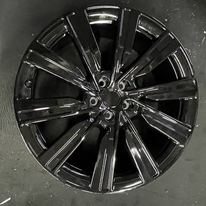 22" RANGE ROVER 22 , 22x9.5, 10 spoke, gloss black Original OEM Wheel Rim - Angle View