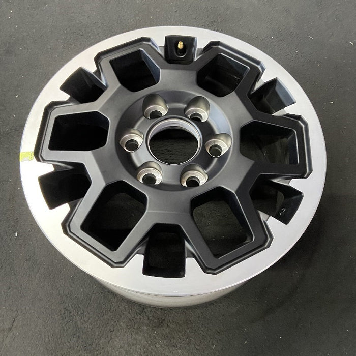 17" TACOMA 24-25 17x7.5, black Original OEM Wheel Rim - View 8