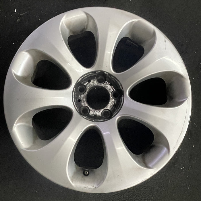 19" BMW 645i 04-05 19x8.5 , 7 spoke, flared spoke Original OEM Wheel Rim - Angle View