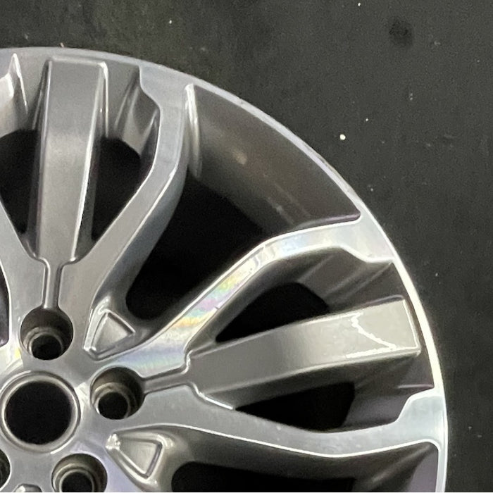 21" RANGE ROVER SPORT 14-15 21x9.5 alloy 15 spoke machined 2 te Original OEM - Close-Up Detail