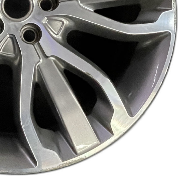 21" RANGE ROVER SPORT 14-15 21x9.5 alloy 15 spoke machined 2 te Original OEM - Close-Up Detail