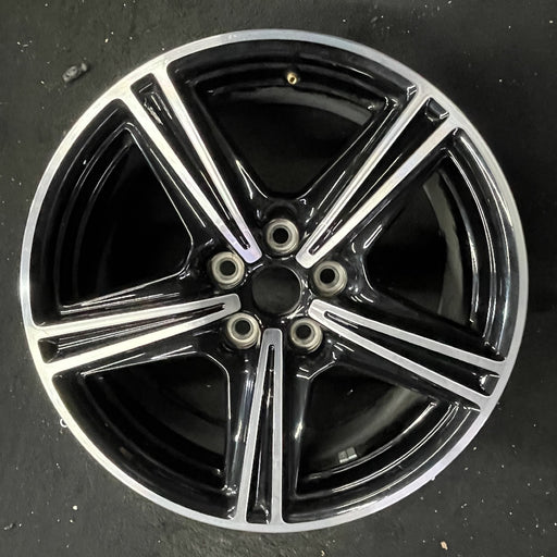 18" MUSTANG 24-25 18x8, Original OEM Wheel Rim - Angle View