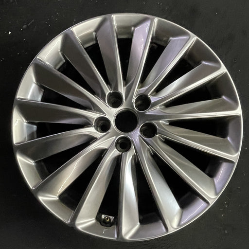19" EQUUS 14-16 , 19x9 Original OEM Wheel Rim - Angle View