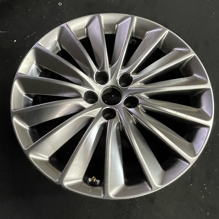 19" EQUUS 14-16 , 19x9 Original OEM Wheel Rim - Side Profile