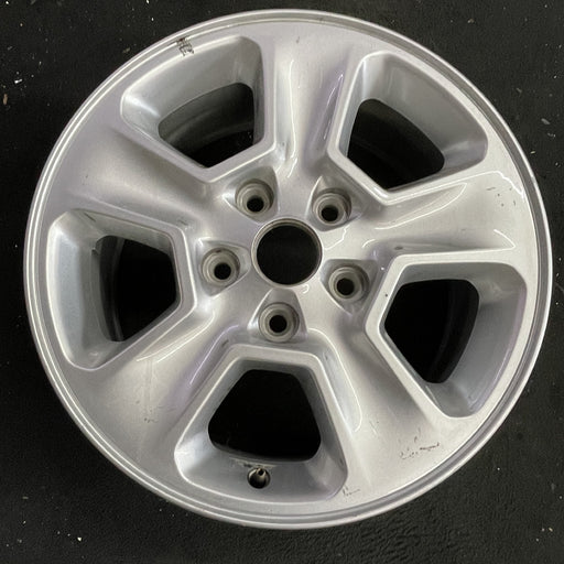 17" GRAND CHEROKEE 14-17 17x8 Original OEM Wheel Rim - Angle View