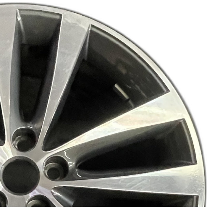 19" XE 17-18 19x7.5 alloy 5 split spoke machined face gray accent Original OEM Wheel Rim