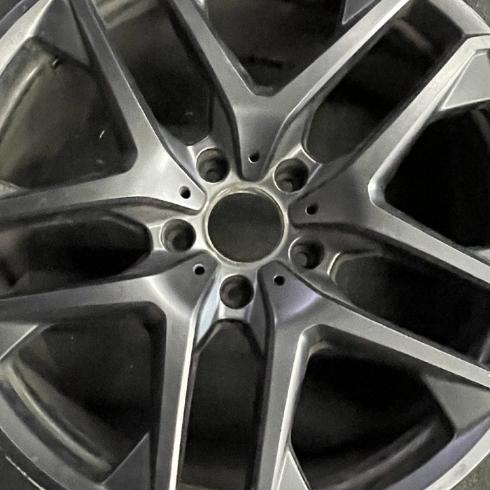 21" MERCEDES G-CLASS 20-24 463 Type G63 21x10 black Original OEM Wheel Rim - Angle View