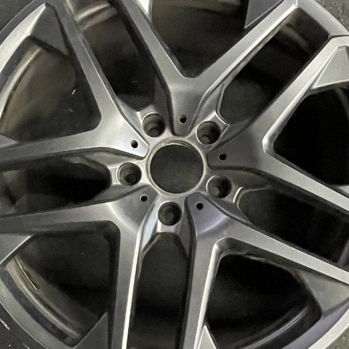 21" MERCEDES G-CLASS 20-24 463 Type G63 21x10 black Original OEM Wheel Rim - Angle View