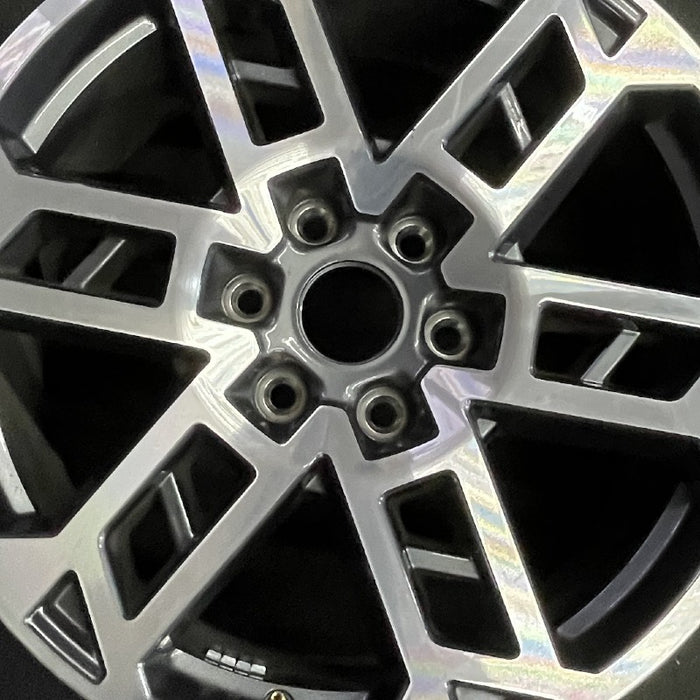 20" EXPEDITION 25 20x8.5 6 spoke single spoke Original OEM Wheel Rim - Angle View