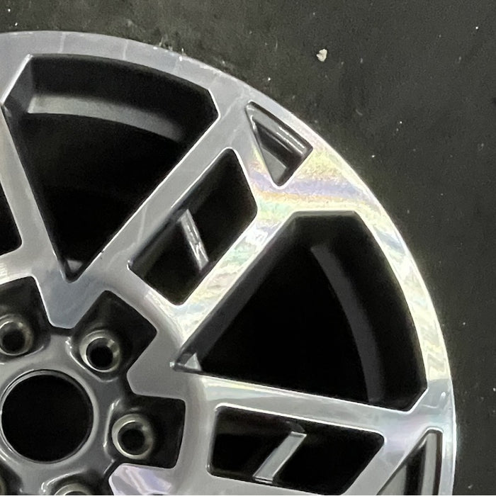 20" EXPEDITION 25 20x8.5 6 spoke single spoke Original OEM Wheel Rim - Close-Up Detail