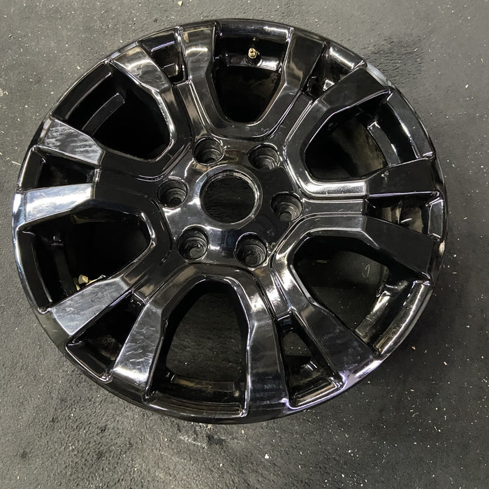 18" RANGER 19 18x8 , 6 spoke, machined face with pockets , U spoke Original OEM - Close-Up Detail