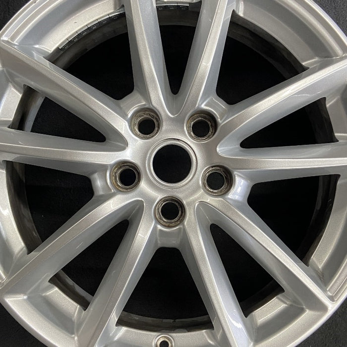 19" RANGE ROVER 13-17 alloy 19x7.5 10 spoke 5 split spoke Original OEM Wheel Rim - Angle View