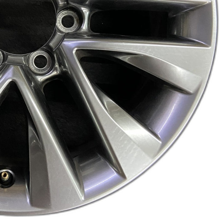 18" LEXUS GX460 14 18x7.5 alloy 6 spoke split spoke V spoke dark graphite - Close-Up Detail