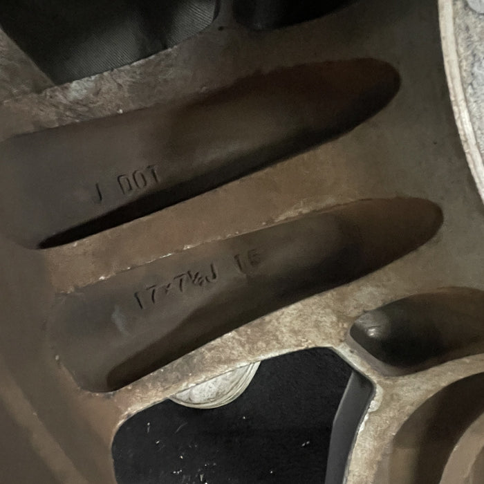 17" FJ CRUISER 07 , alloy Original OEM Wheel Rim