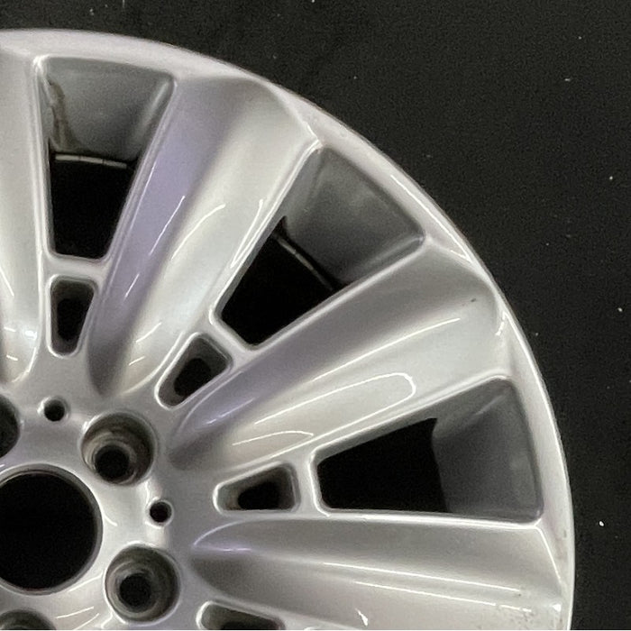 18" COUNTRYMAN 18-23 18x7.5 10 spoke silver Original OEM Wheel Rim - Close-Up Detail