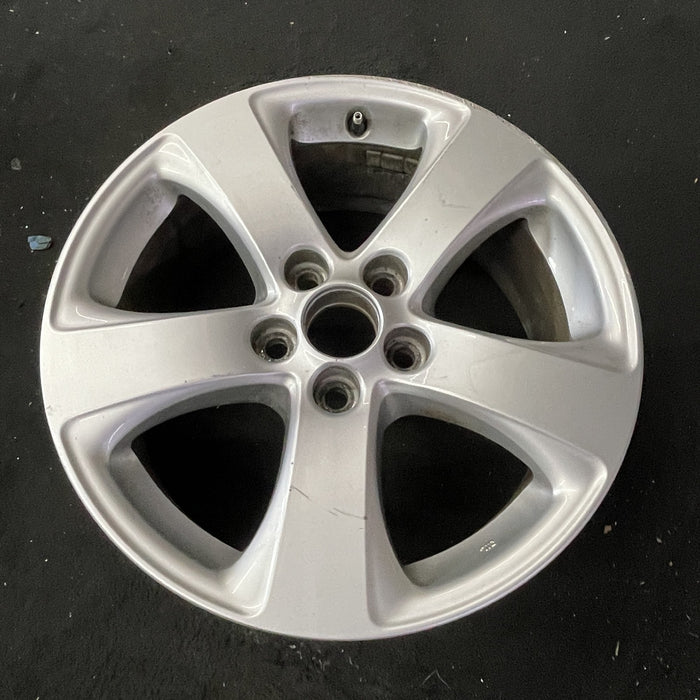 17" SIENNA 11-20 17x7 , 5 spoke Original OEM Wheel Rim - Close-Up Detail