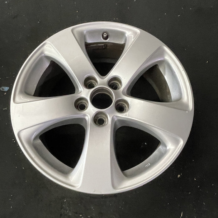 17" SIENNA 11-20 17x7 , 5 spoke Original OEM Wheel Rim - Close-Up Detail