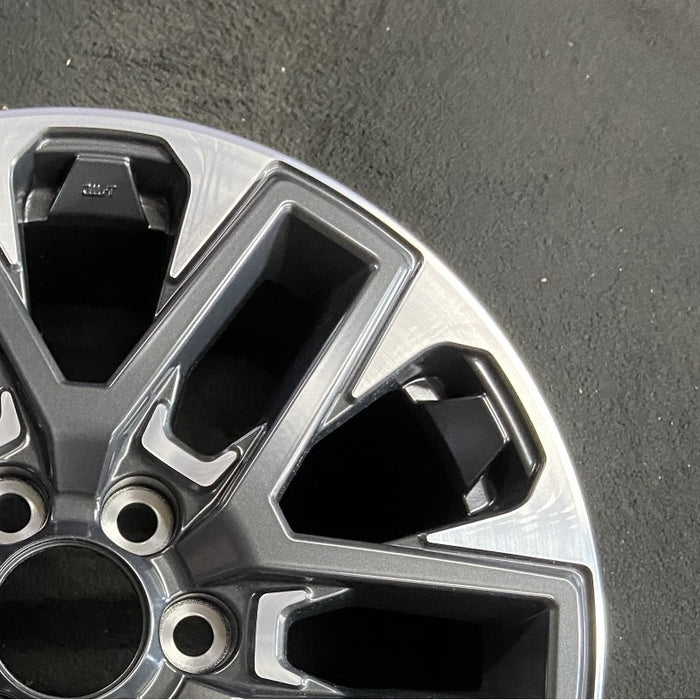 20" SEQUOIA 23-24 20x8 open spoke 6 spoke machined face with black pockets - Close-Up Detail