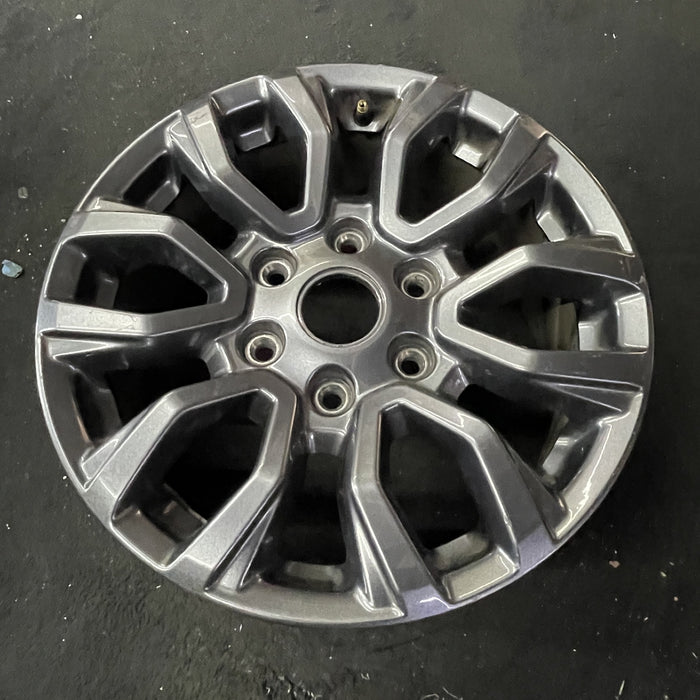 17" RANGER 19-22 17x8, , dark gray, , V spoke Original OEM Wheel Rim - Close-Up Detail