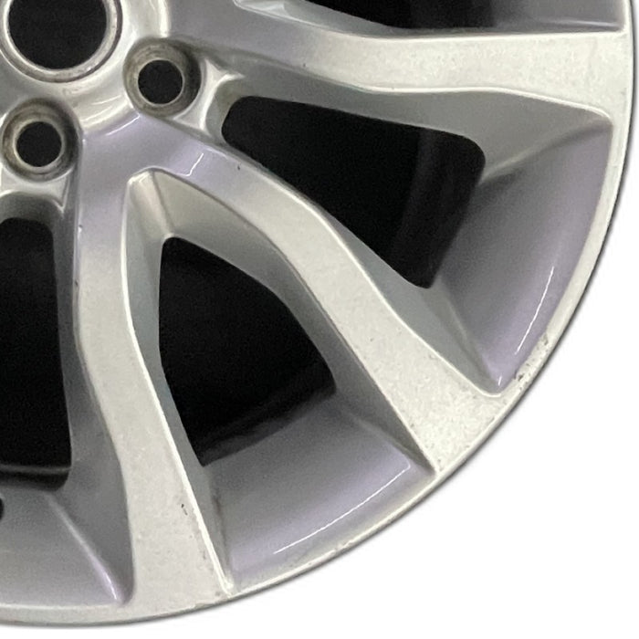 20" RANGE ROVER SPORT 14-16 20x8.5 alloy 10 spoke 5 split spoke Original OEM - Close-Up Detail