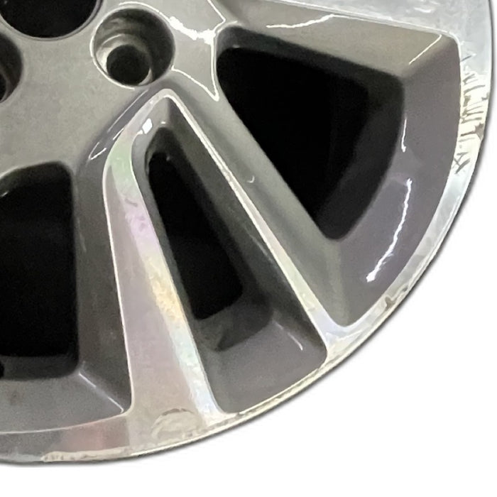 15" Original OEM Wheel Rim - Close-Up Detail
