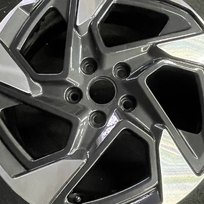 18" XV CROSSTREK 24 18x7 alloy angled spoke machined face with pockets Original - Angle View