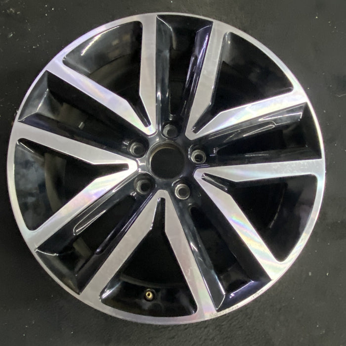 18" JETTA 12-14 , 18x7.5 , 10 spoke, silver Original OEM Wheel Rim - Angle View