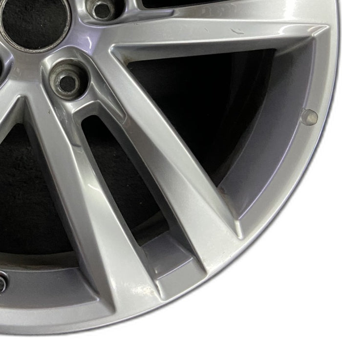 19" Original OEM Wheel Rim - Close-Up Detail