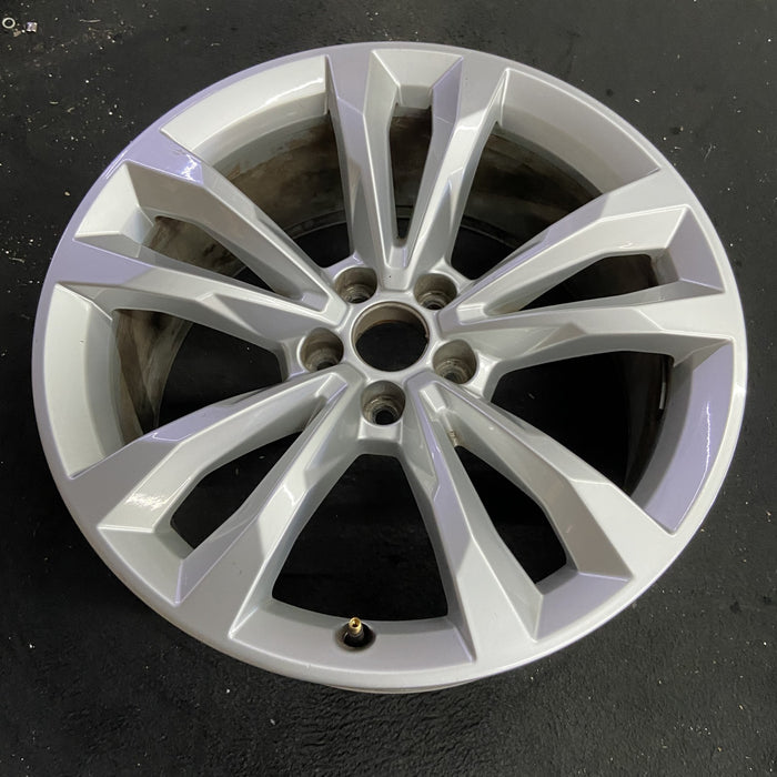 19" AUDI Q7 17 19x8.5, , V spoke Original OEM Wheel Rim - Side Profile
