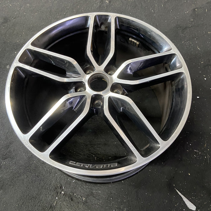 20" CORVETTE 15-19 rear, 20x10, black machined face Original OEM Wheel Rim - Close-Up Detail