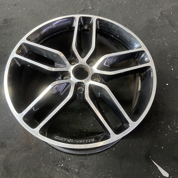 20" CORVETTE 15-19 rear, 20x10, black machined face Original OEM Wheel Rim - Close-Up Detail