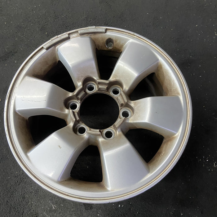 16" 4 RUNNER 03-09 16x7, alloy Original OEM Wheel Rim - Close-Up Detail