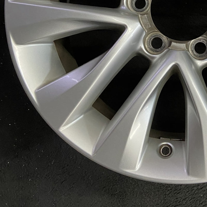 18" LEXUS GX460 14-17 18x7.5 alloy 6 spoke split spoke V spoke silver Original - Additional View