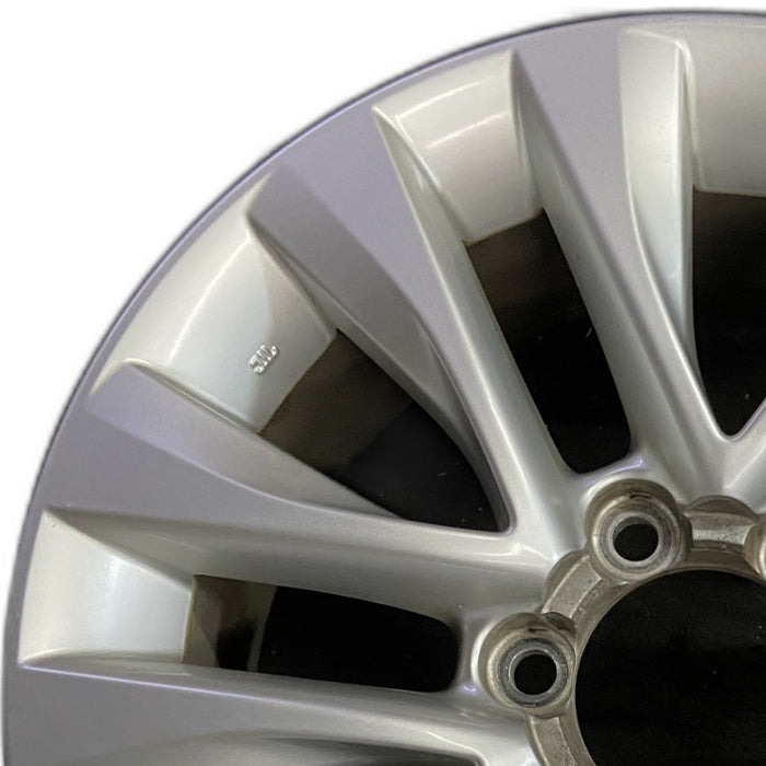 18" LEXUS GX460 14-17 18x7.5 alloy 6 spoke split spoke V spoke silver Original - Angle View
