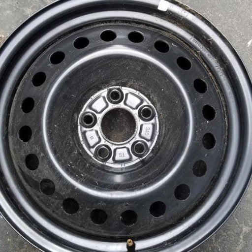 17" CR-V 23-25 17x7.5 Original OEM Wheel Rim - Angle View