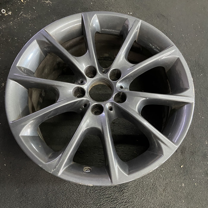 18" BMW 320i 16-17 18x8.5 , , V spoke Original OEM Wheel Rim - Side Profile