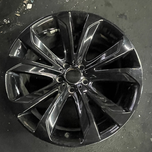 20" BMW X5 14-18 20x11 , 5 spoke, V spoke, grooved spoke Original OEM Wheel Rim - Angle View