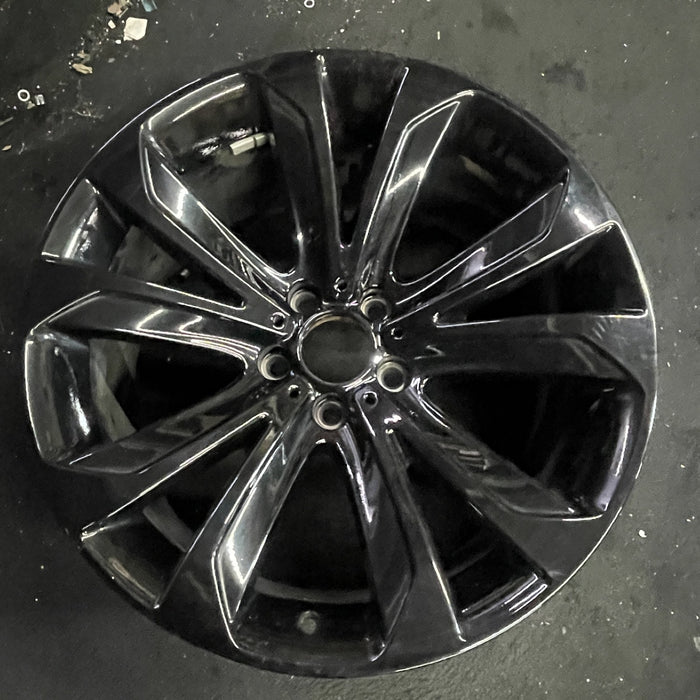 20" BMW X5 14-18 20x11 , 5 spoke, V spoke, grooved spoke Original OEM Wheel Rim - Angle View