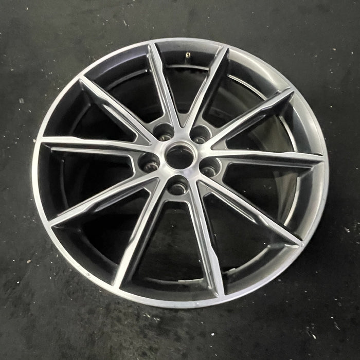 19" MUSTANG 18-21 19x8.5 , 10 spoke, , machined face Original OEM Wheel Rim - Close-Up Detail